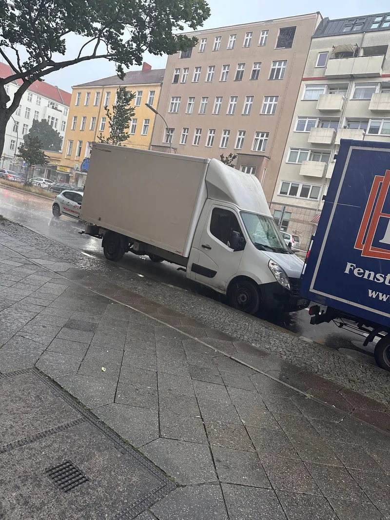 Umzugswagen von Bring Umzüge in Berlin